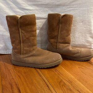 UGG Classic Brown Suede Boots